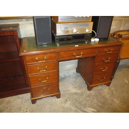 799 - Leather Inset Top Double Pedestal Desk, 122x51cm