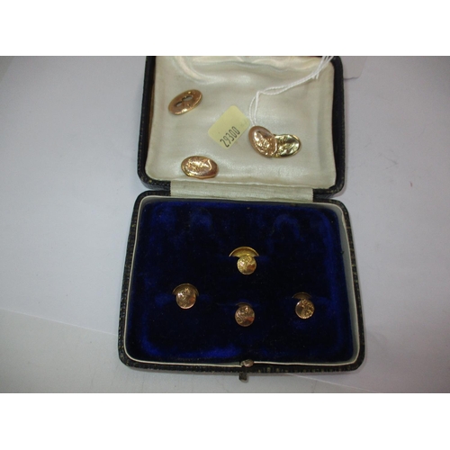 791 - Pair of Broken 9ct Gold Cuff Links 1.5g, and 4 Studs