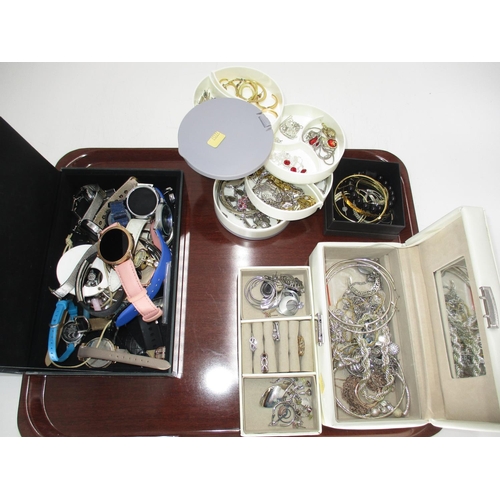 275 - Selection of Jewellery and Watches