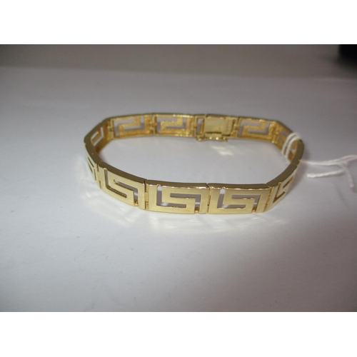 327 - 18ct Gold Greek Key Bracelet, 14.8g