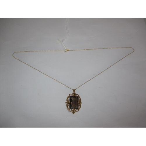 356 - 9ct Gold Pendant Set with a Large Rectangular Smoky Quartz on Gold Trace Link Neck Chain