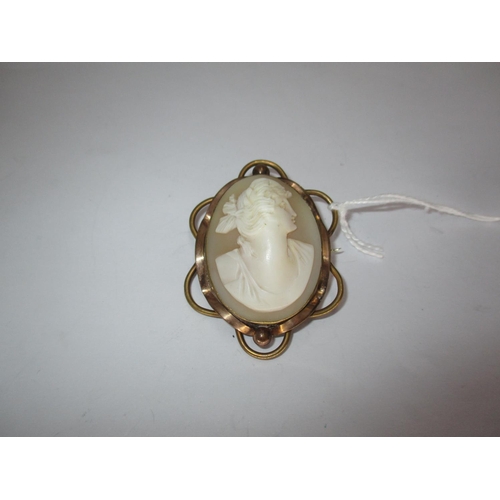 387 - Shell Cameo Brooch in Pierced Openwork Mount