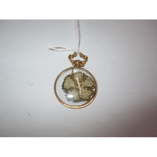 399 - 9ct Gold Framed and Glazed Locket Pendant