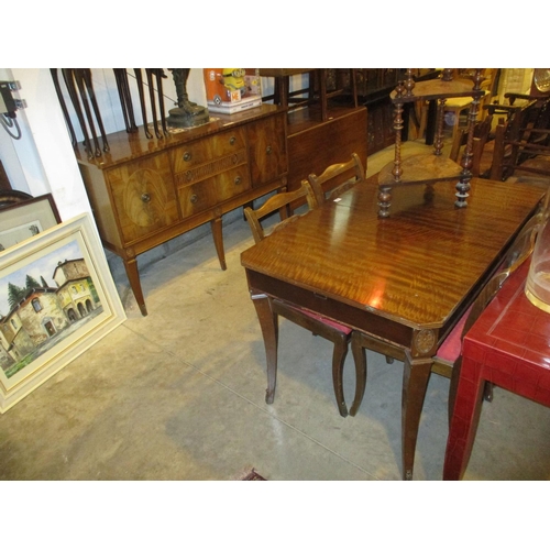 582 - Mahogany 6 Piece Dining Room Suite and a Nest of Tables