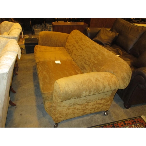 668 - 1920s Settee