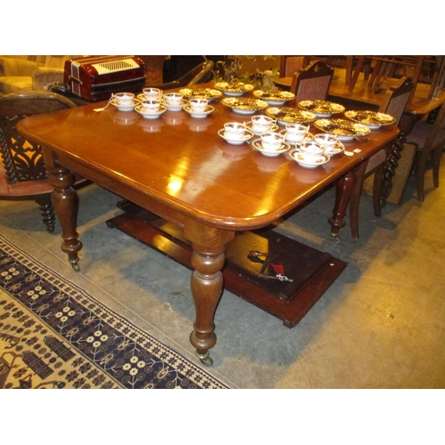 698 - Victorian Mahogany Extending Dining Table with 2 Leaves and Handle, table 134x124cm, leaves 44 and 5... 