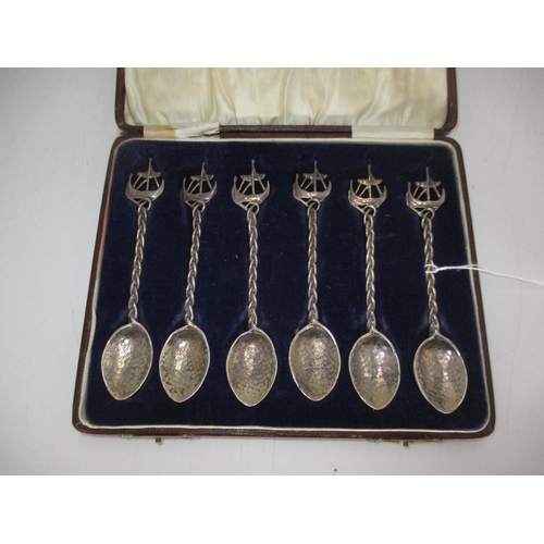 423 - Cased Set of 6 Arts & Crafts Silver Coffee Spoons having Longboat Terminals, 78g