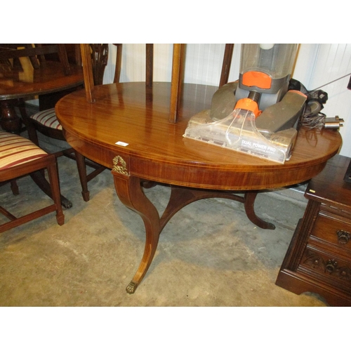 493 - Continental Inlaid Mahogany Oval Breakfast Table, 124x103cm