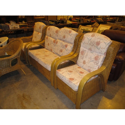 554 - Wicker, Wood and Loose Cushion 3 Piece Conservatory Suite