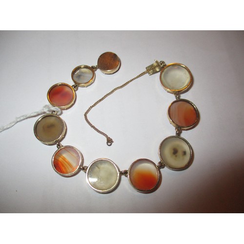 343 - Agate and Yellow Metal Bracelet along with a Tiger Head Stick Pin