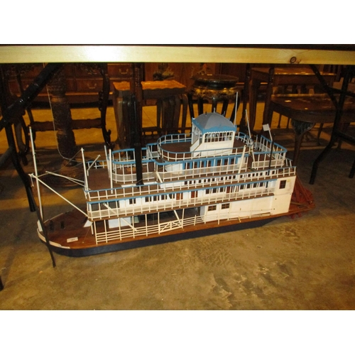 181 - Model Paddle Steamer