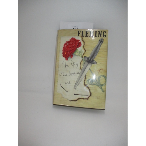 414 - Ian Fleming, The Spy Who Loved Me, London 1962, First Edition of Ian Flemings 10th Bond Thriller. Or... 