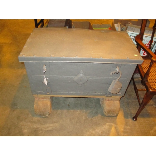 524 - Vintage Metal Strong Box, 72x39cm