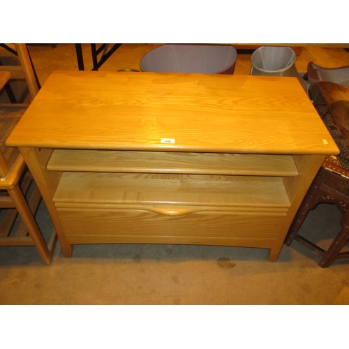 534 - Modern Oak TV Unit, 92cm