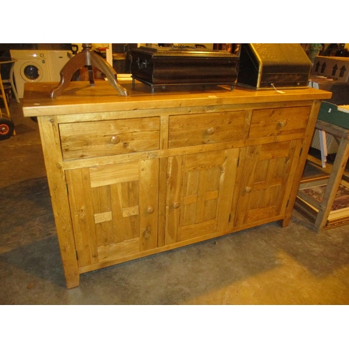 556 - Modern Oak Sideboard, 158cm