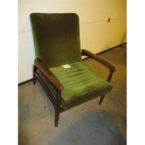 599 - Mid 20th Century Teak Frame Lounge Chair