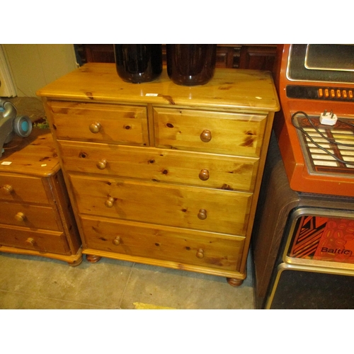 610 - Modern Pine Chest of 5 Drawers, 83cm