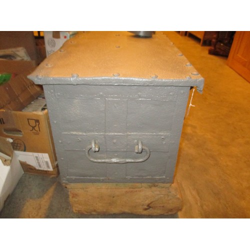 524 - Vintage Metal Strong Box, 72x39cm