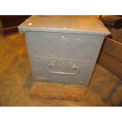 524 - Vintage Metal Strong Box, 72x39cm