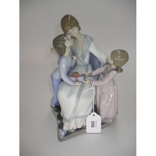 206 - Lladro Figure of Mums Birthday Present, 5596