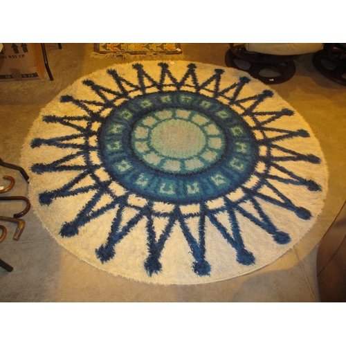 350 - Mid 20th Century Sunburst Rug in the Nordic Rya Style, 195cm