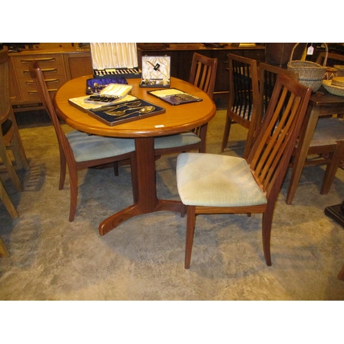 477 - G Plan Fresco Mid 20th Century Extending Dining Table with 4 Chairs