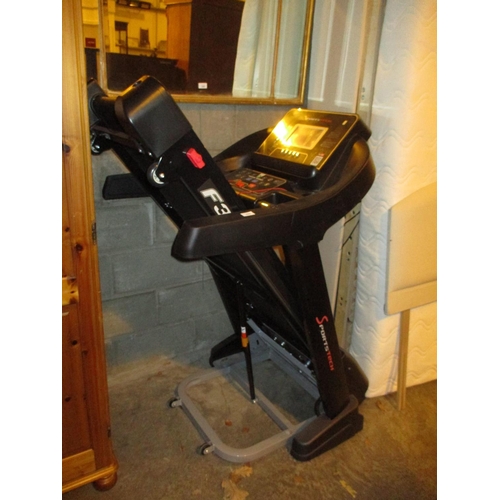 520 - Sportstech F3 Running Machine