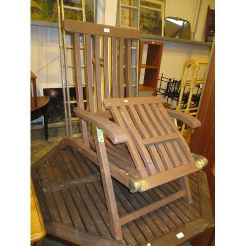 408 - Wooden Garden Steamer Type Chair