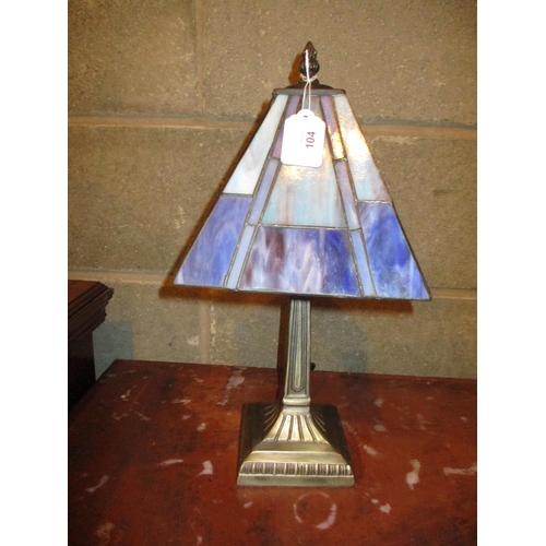 104 - Tiffany Style Table Lamp