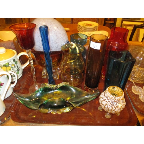 161 - Selection of Decorative Glasswares