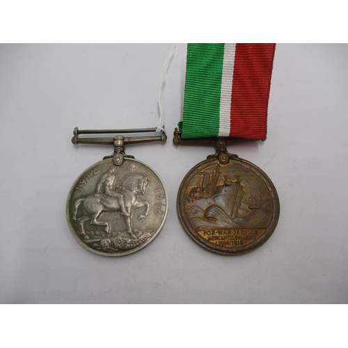 453 - WWI Medal and Mercantile Marine Medal to Robert M. Innes