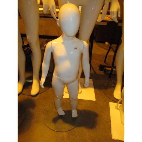 644 - Child Mannequin