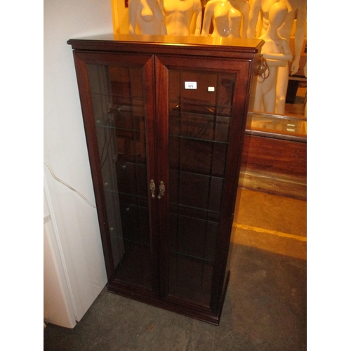 675 - Mahogany 2 Door Display Cabinet, 60cm