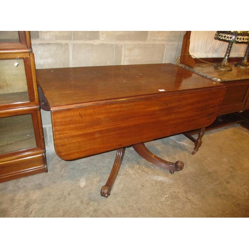 715 - 19th Century Mahogany Pembroke Table