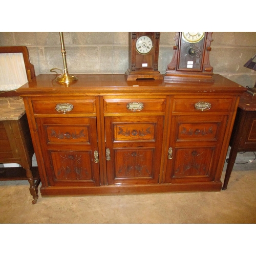 717 - Late Victorian Walnut Sideboard, 152cm