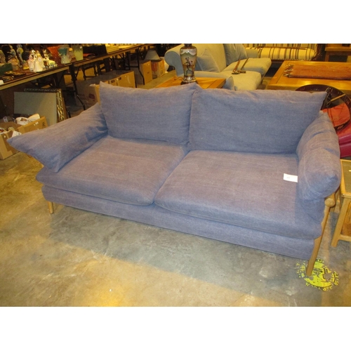 676 - Modern Loose Cushion Settee