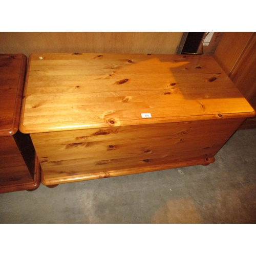 718 - Pine Blanket Box