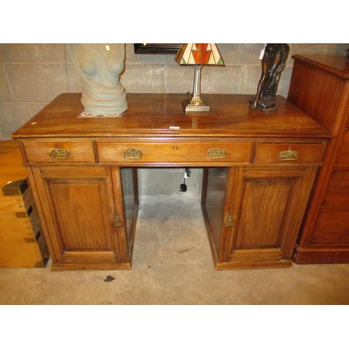 759 - Mahogany Double Pedestal Desk, 126x58cm