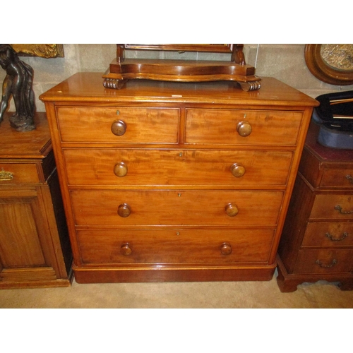 760 - Victorian Mahogany Chest of 5 Drawers, 109cm