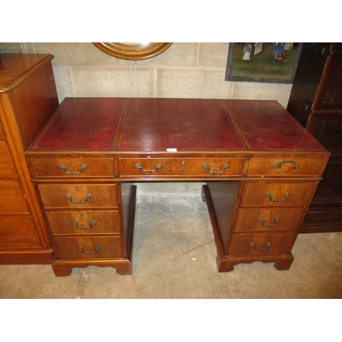 761 - Mahogany and Leather Inset Top Double Pedestal Desk, 122x61cm