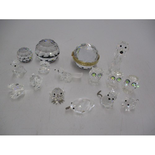 323 - Selection of Swarovski and Other Ornaments