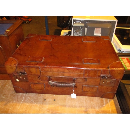 212 - Vintage Leather Suitcase for M.R. Davidson