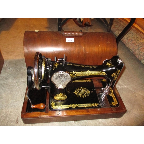 98A - Singer Sewing Machine