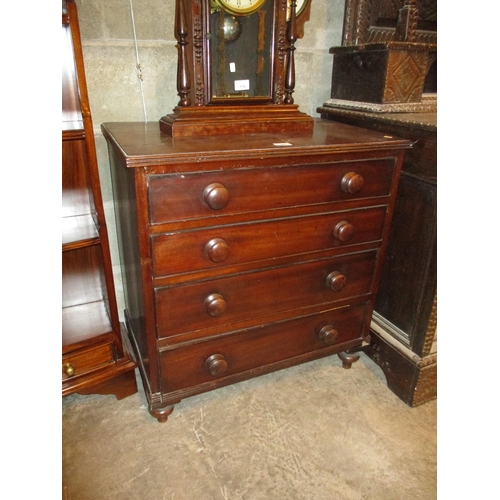 662 - Mahogany Chest of 4 Drawers, 68cm