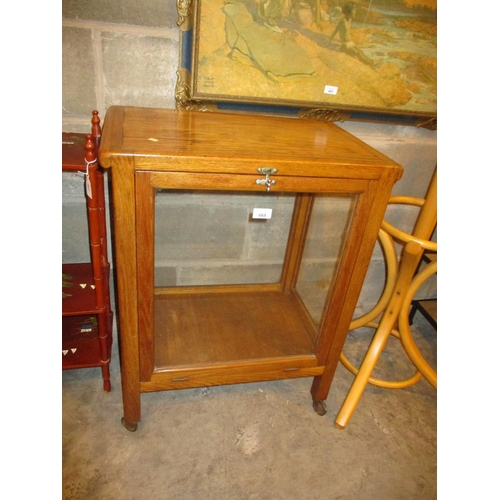 668 - Oak Trolley Display Cabinet, 60x39cm