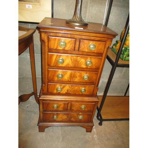 674 - Small Reproduction Mahogany Chest of 8 Drawers, 77cm high