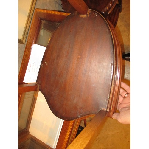 673 - Mahogany Shield Shape Bijouterie Display Table, 46cm wide, 37cm deep, 68cm high