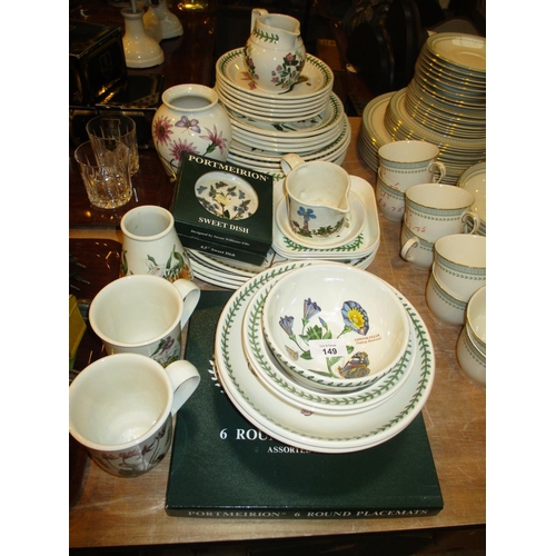 149 - Portmeirion Dinner Service, 32 pieces, plus Placemats and Plastic Dishes