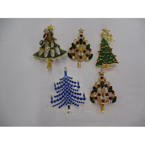 546 - Five Christmas Tree Brooches