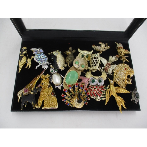 555 - Collection of Bird and Animal Brooches